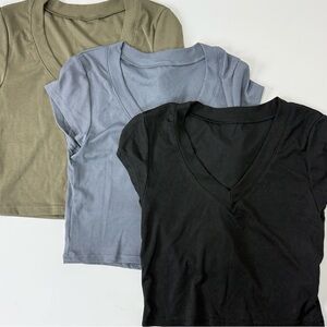 NEW Women's Short Sleeve V-Neck Ribbed Tops Boutique Bundle of 3 Size Large